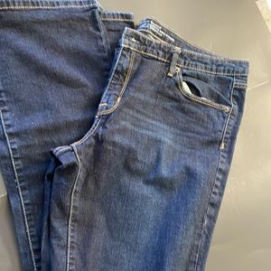 Modern Bootcut Jeans